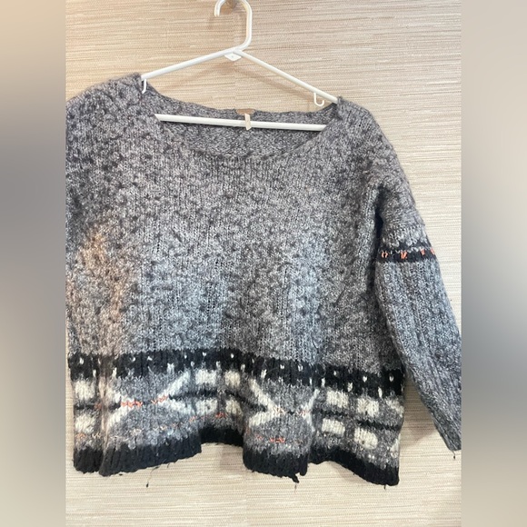 Free people Gray Patterned Women's Sweater - Picture 7 of 7